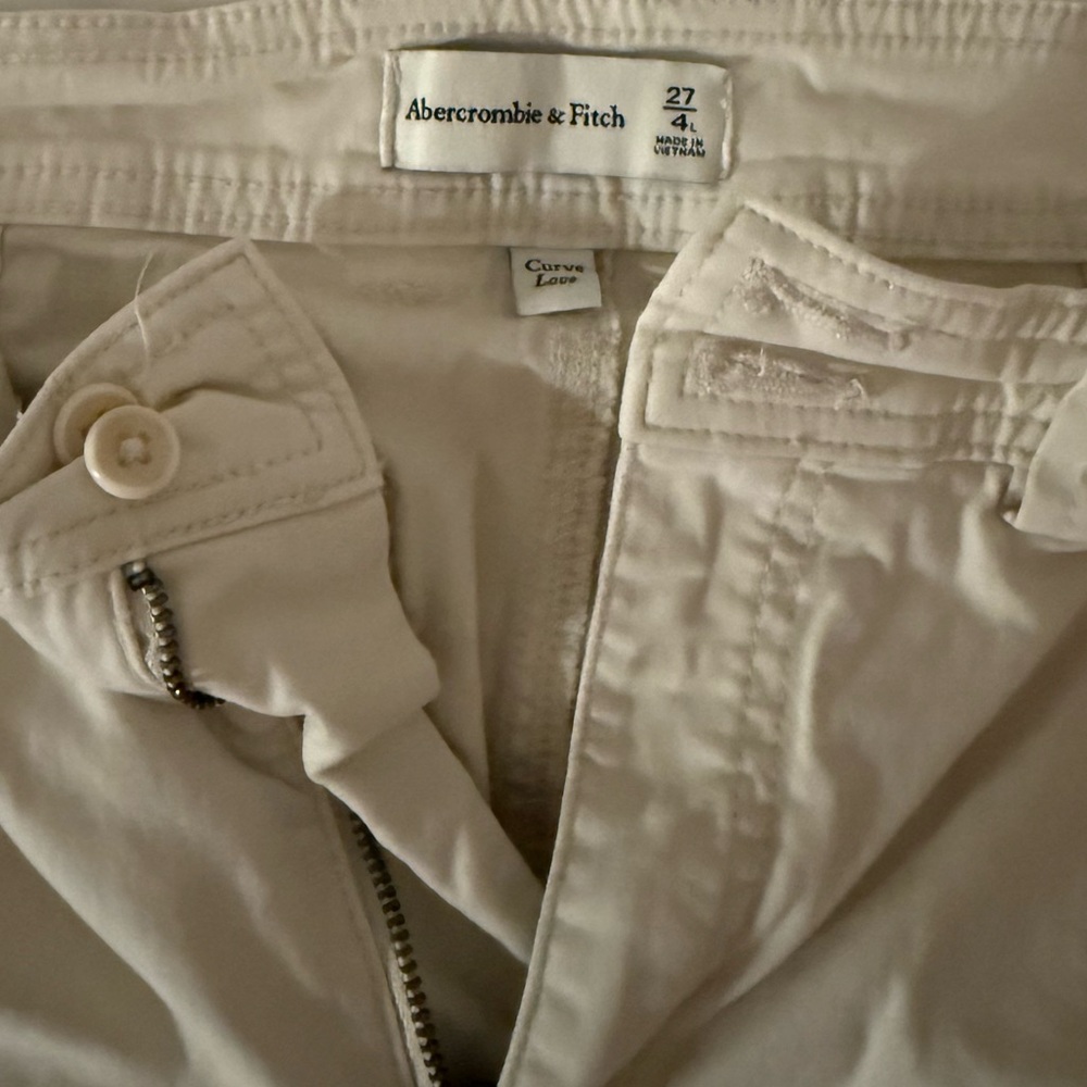 Abercrombie & Fitch Beige Cargos - Picture 4 of 6